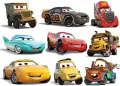 Obdélníkový jedlý papír k výřezu – Cars, velká závodní parta v řadách (červená, žlutá, tyrkysová)