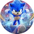 Kulatý jedlý obrázek na dort – Sonic, blesky na silnici u města (modrá, bílá, červená)