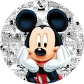 Kulatý jedlý obrázek na dort – Mickey Mouse, retro komiksové pozadí (černá, bílá, červená)