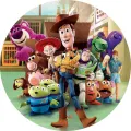 Kulatý jedlý obrázek na dort – Toy Story, Woody, Buzz a medvěd Mazel (modrá, žlutá, hnědá)