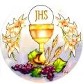 Kulatý jedlý obrázek na dort – Křest a přijímání, kalich JHS a bílé lilie (bílá, zlatá, fialová)