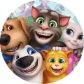 Kulatý jedlý obrázek na dort – Upovídaný Tom, veselé selfie s kamarády (šedá, modrá, žlutá)