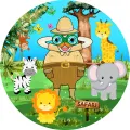 Kulatý jedlý obrázek na dort – Safari, průzkumník s mláďaty u baobabu (zelená, modrá, žlutá)