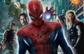 Obdélníkový jedlý obrázek na dort – Spiderman, s Avengers a Hulkem ve městě (červená, modrá, šedá)