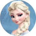 Kulatý jedlý obrázek na dort – Frozen, detailní portrét usměvavé Elsy (modrá, bílá, stříbrná)