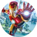 Kulatý jedlý obrázek na dort – Avengers, Iron Man letící nad městem (červená, zlatá, modrá)