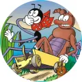 Kulatý jedlý obrázek na dort – Ferda Mravenec, s Pytlíkem na žlutém vozíku (modrá, zelená, hnědá)