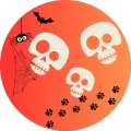 Kulatý jedlý obrázek na dort – Halloween, tři bílé lebky a tlapky (červená, černá, bílá)