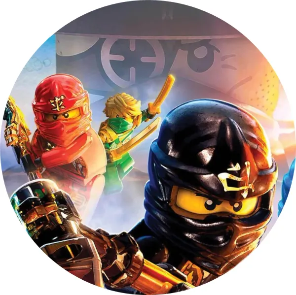 Kulatý jedlý obrázek na dort – LEGO Ninjago, Cole, Kai a létající koráb (černá, červená, žlutá)