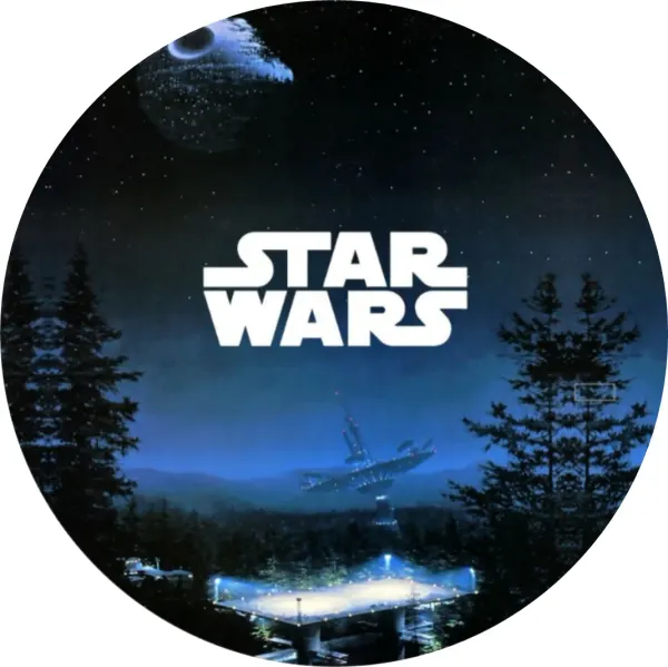 Kulatý jedlý obrázek na dort – Star Wars, Hvězda smrti nad nočním lesem (černá, modrá, bílá)
