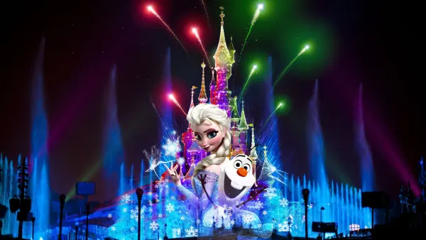 Obdélníkový jedlý obrázek na dort – Frozen, Elsa a Olaf s ohňostrojem u zámku (modrá, černá, červená)