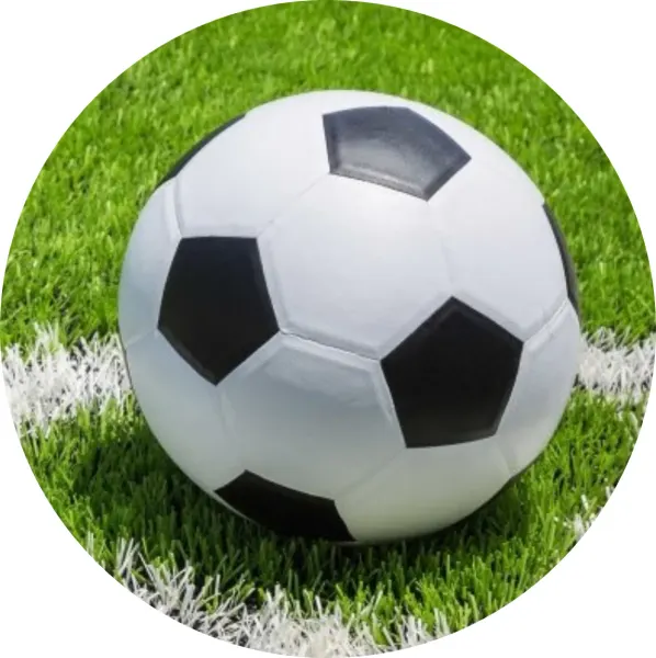 Kulatý jedlý obrázek na dort – Fotbal, Kopačák (zelená, bílá, černá)