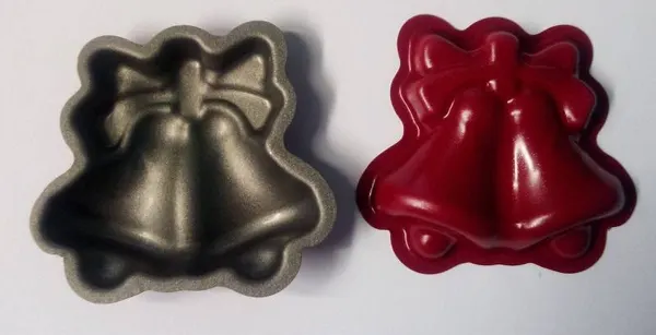 Formičky teflonové Dvojzvonek s mašlí 6 cm (10 ks)