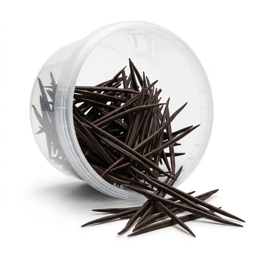 Tmavé čokoládové jehličky Bristle 6 cm, balení 50 g, na zdobení dortů