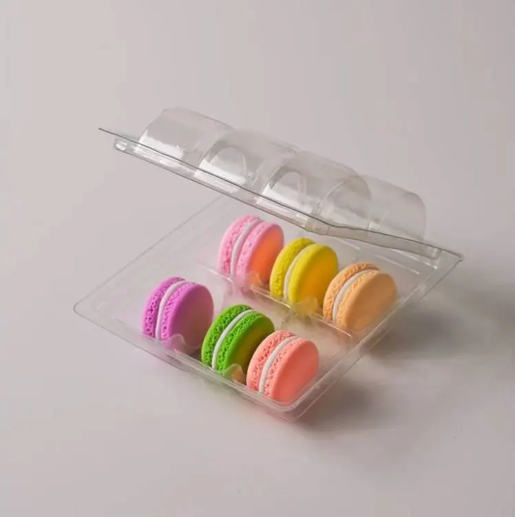 Transparentní box na 6 makronek od značky Cake Star, čirý plast s průhledným víčkem