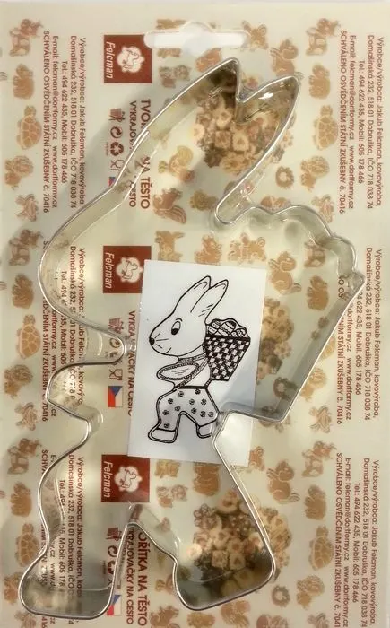 Vykrajovátko ve tvaru zajíce s nůší z pocínovaného potravinářského plechu, rozměr 15 cm