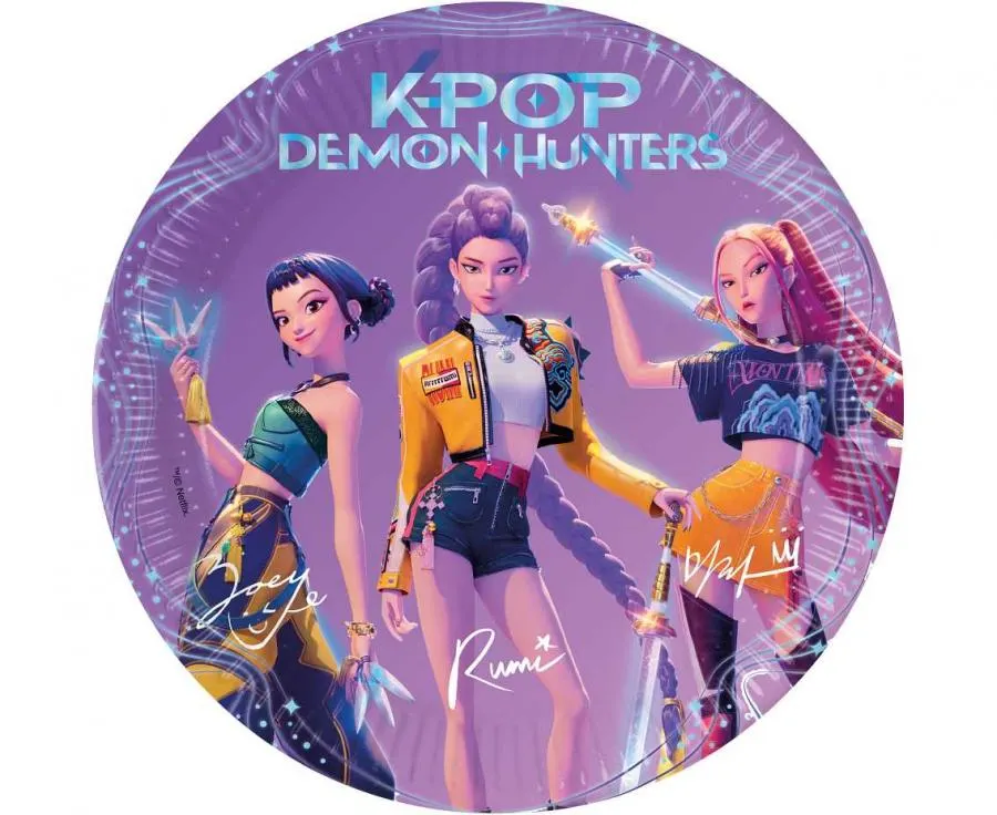 Vícebarevné papírové kulaté talíře s motivem K-POP Demon Hunters o průměru 23 cm, balení 8 kusů