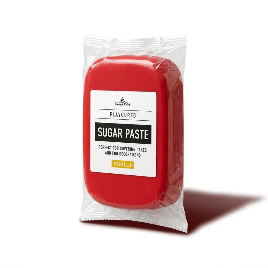 Červená potahovací dortová hmota SweetArt s vanilkovou příchutí, balení 250 g