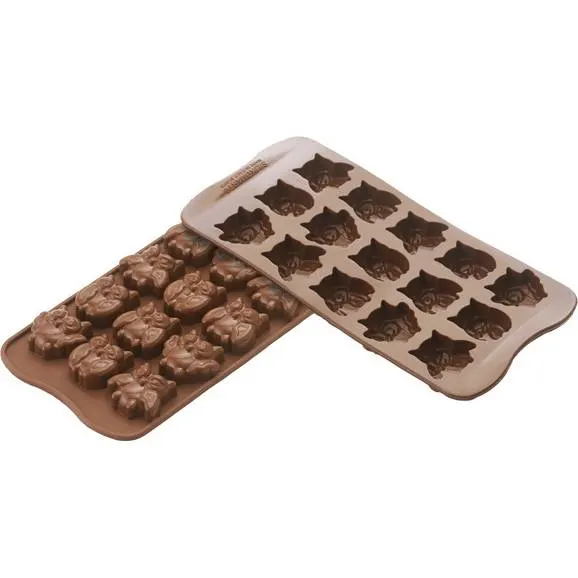 Silikonová forma Gufi ve tvaru soviček pro 15 čokoládových pralinek, značka Silikomart, objem dutinky 112,5 ml