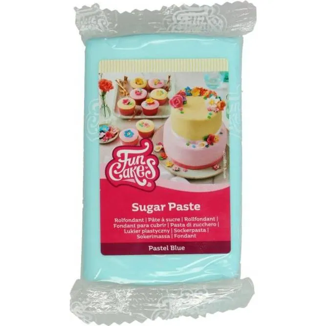 Potahovací hmota FunCakes v pastelově modré barvě, balení 250 g