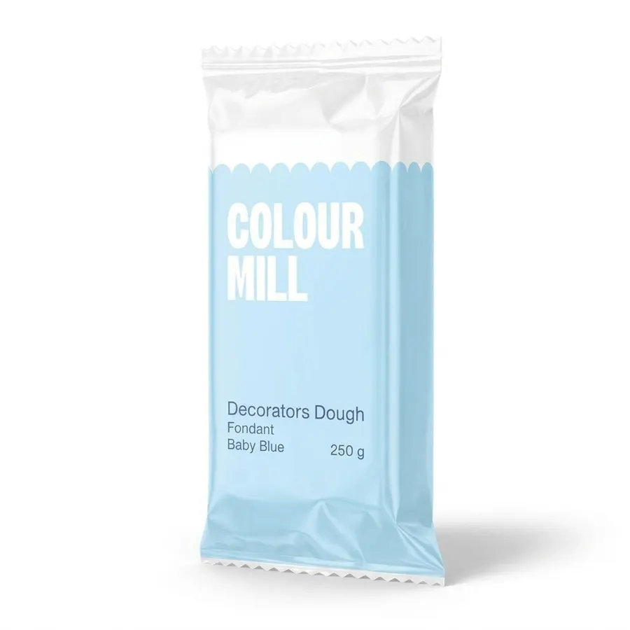 Potahovací hmota Colour Mill ve světle modrém odstínu Baby Blue, balení 250 g