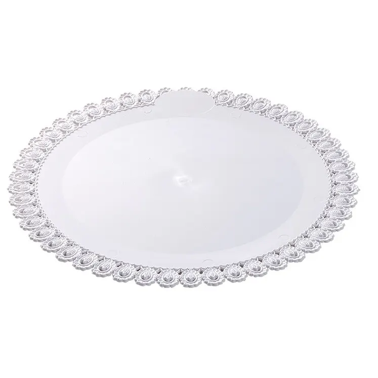 Bílý plastový tác s dekorativní krajkou na dort, průměr 42 cm, potravinářský plast, balení 1 ks
